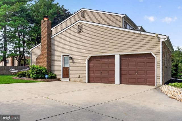 2010 QUEEN ANNE RD, Cherry Hill, NJ 08003