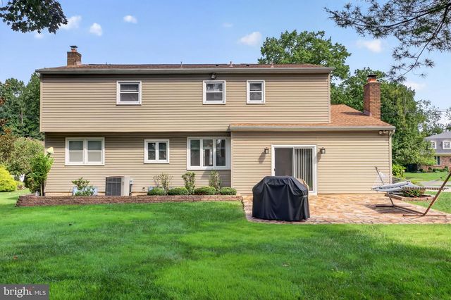 2010 QUEEN ANNE RD, Cherry Hill, NJ 08003