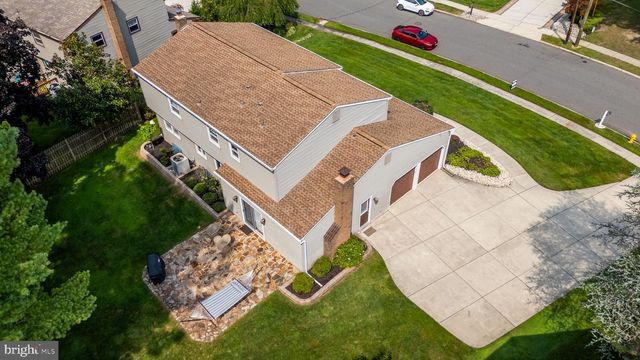 2010 QUEEN ANNE RD, Cherry Hill, NJ 08003