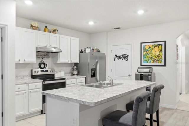 124 EMANUELLE DRIVE, Winter Haven, FL 33884