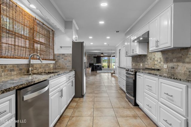 3717 Johnston Road, Gautier, MS 39553