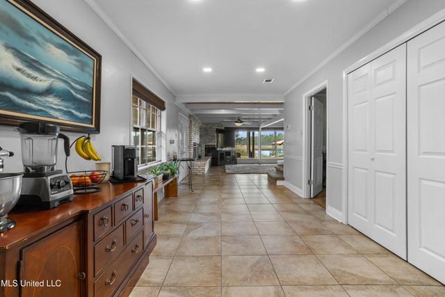 3717 Johnston Road, Gautier, MS 39553