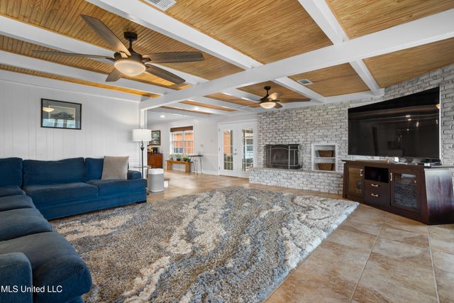 3717 Johnston Road, Gautier, MS 39553