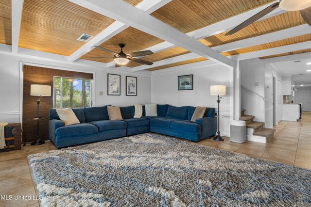 3717 Johnston Road, Gautier, MS 39553