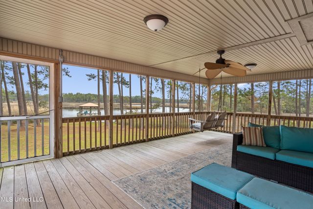 3717 Johnston Road, Gautier, MS 39553