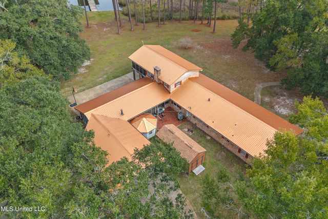 3717 Johnston Road, Gautier, MS 39553