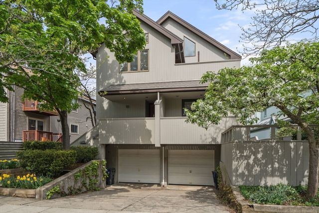 99-101 Larch Rd 99, Cambridge, MA 02138