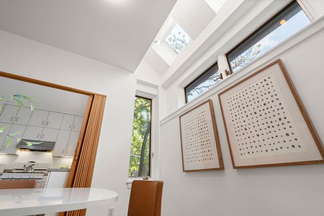 99-101 Larch Rd 99, Cambridge, MA 02138