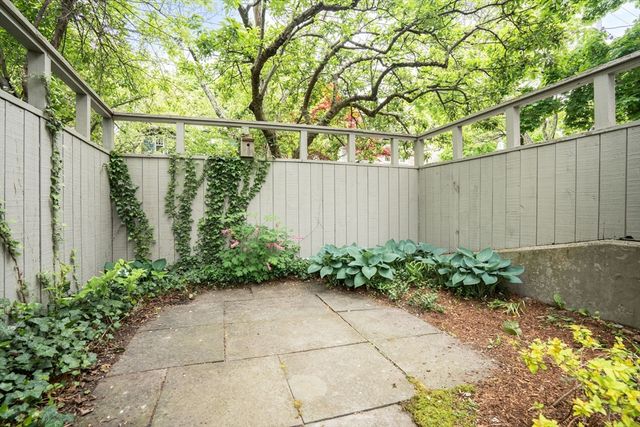 99-101 Larch Rd 99, Cambridge, MA 02138