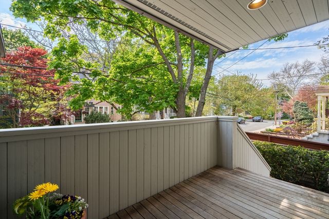 99-101 Larch Rd 99, Cambridge, MA 02138