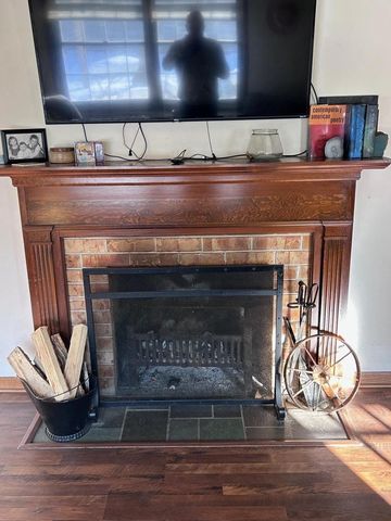 W53N813 Manchester SQUARE, Cedarburg, WI 53012