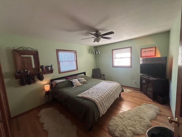 W53N813 Manchester SQUARE, Cedarburg, WI 53012