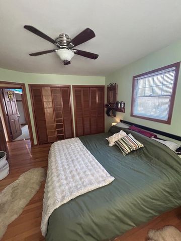 W53N813 Manchester SQUARE, Cedarburg, WI 53012