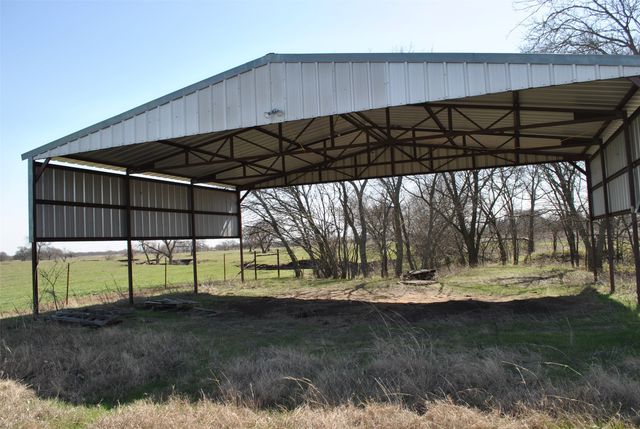 12112 Fm 51, Era, TX 76238