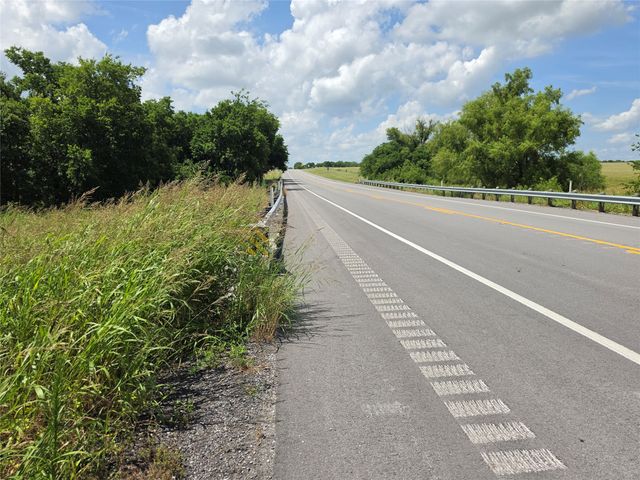 12112 Fm 51, Era, TX 76238