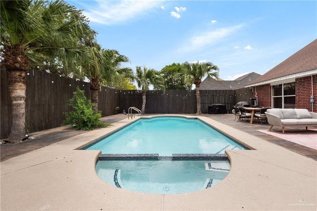 113 Pelican Avenue, Mcallen, TX 78504