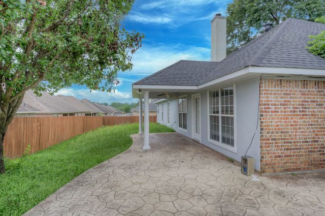 427 Kennie Road, Shreveport, LA 71106