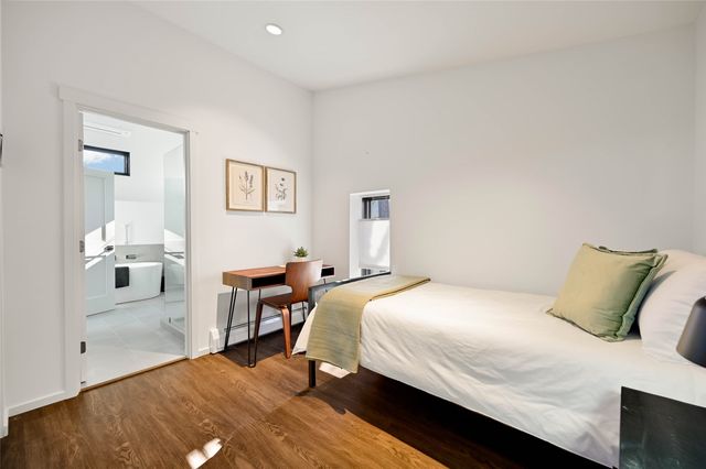 8 Arroyo Pequeno, Santa Fe, NM 87506