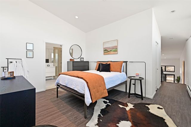 8 Arroyo Pequeno, Santa Fe, NM 87506