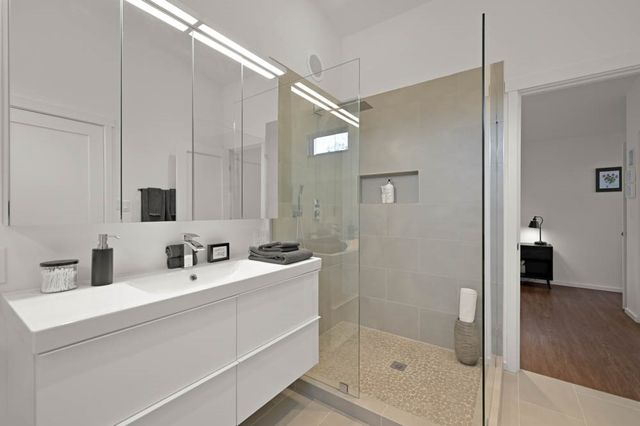 8 Arroyo Pequeno, Santa Fe, NM 87506