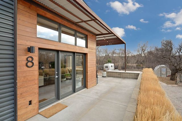 8 Arroyo Pequeno, Santa Fe, NM 87506