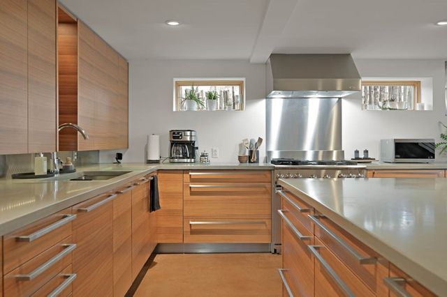 8 Arroyo Pequeno, Santa Fe, NM 87506