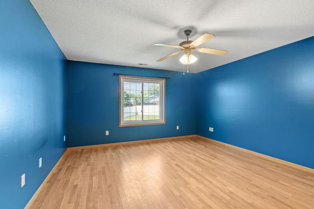 535 Meadows Drive, Hammond, WI 54015