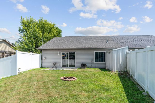 535 Meadows Drive, Hammond, WI 54015