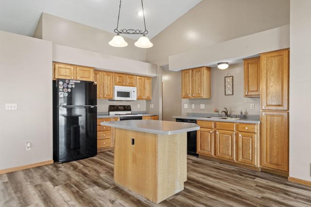 535 Meadows Drive, Hammond, WI 54015