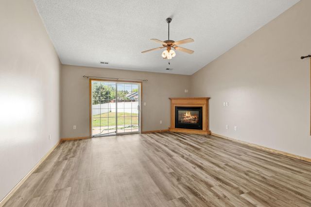 535 Meadows Drive, Hammond, WI 54015