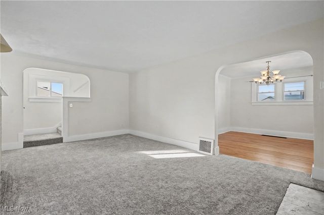 1764 10th Street, Cuyahoga Falls, OH 44221