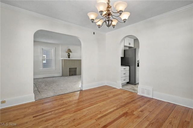 1764 10th Street, Cuyahoga Falls, OH 44221