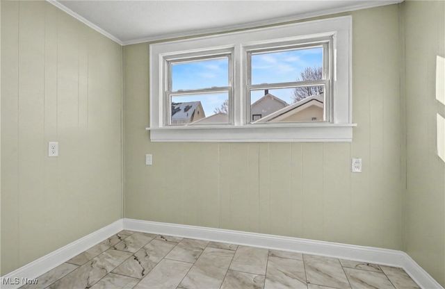 1764 10th Street, Cuyahoga Falls, OH 44221