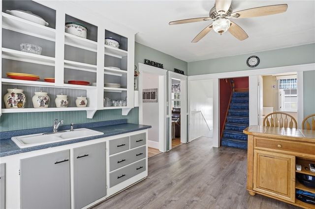 31 Cecile Street, Lincoln, RI 02865