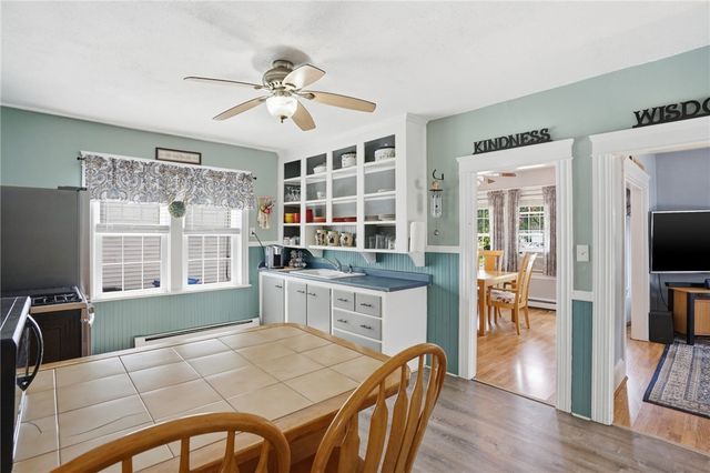 31 Cecile Street, Lincoln, RI 02865