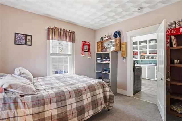31 Cecile Street, Lincoln, RI 02865