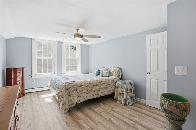31 Cecile Street, Lincoln, RI 02865