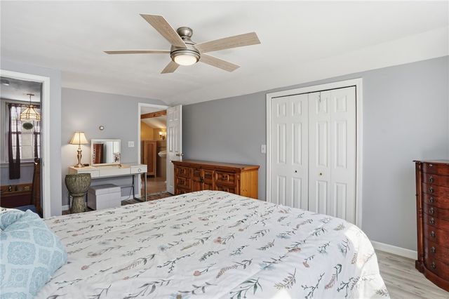31 Cecile Street, Lincoln, RI 02865