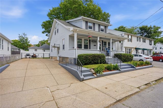 31 Cecile Street, Lincoln, RI 02865