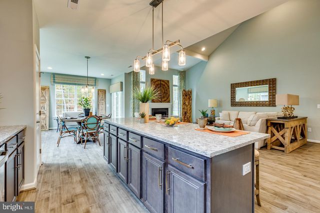 3797 DORCHESTER DR, Williamstown, NJ 08094