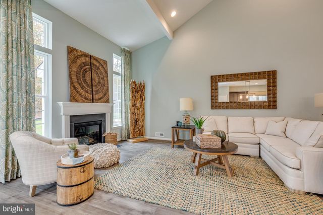 3797 DORCHESTER DR, Williamstown, NJ 08094