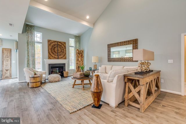 3797 DORCHESTER DR, Williamstown, NJ 08094