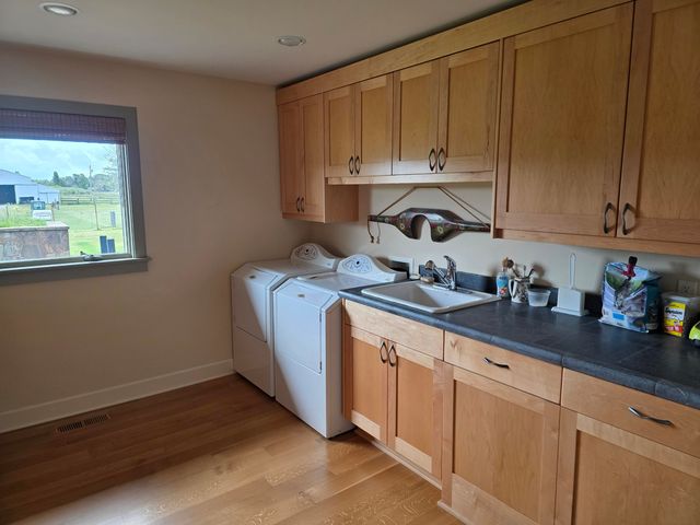 91146 Pioneer Farm Road, Warrenton, OR 97146