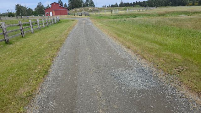 91146 Pioneer Farm Road, Warrenton, OR 97146