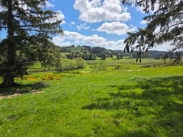 91146 Pioneer Farm Road, Warrenton, OR 97146