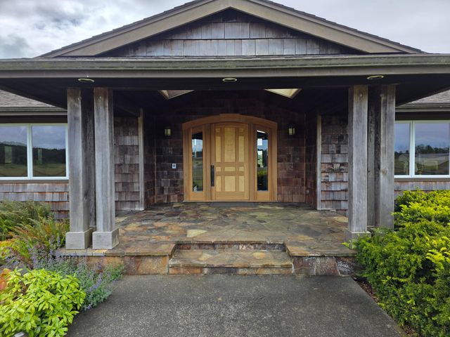 91146 Pioneer Farm Road, Warrenton, OR 97146