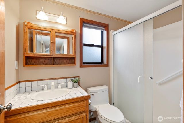 909 55th Street, Port Townsend, WA 98368