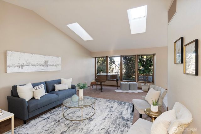 909 55th Street, Port Townsend, WA 98368