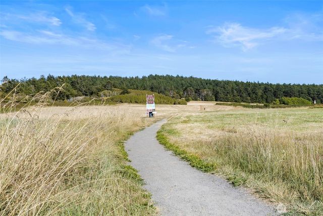 909 55th Street, Port Townsend, WA 98368