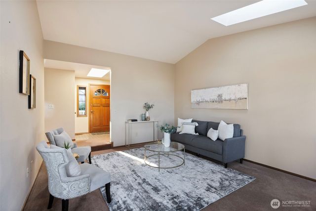 909 55th Street, Port Townsend, WA 98368